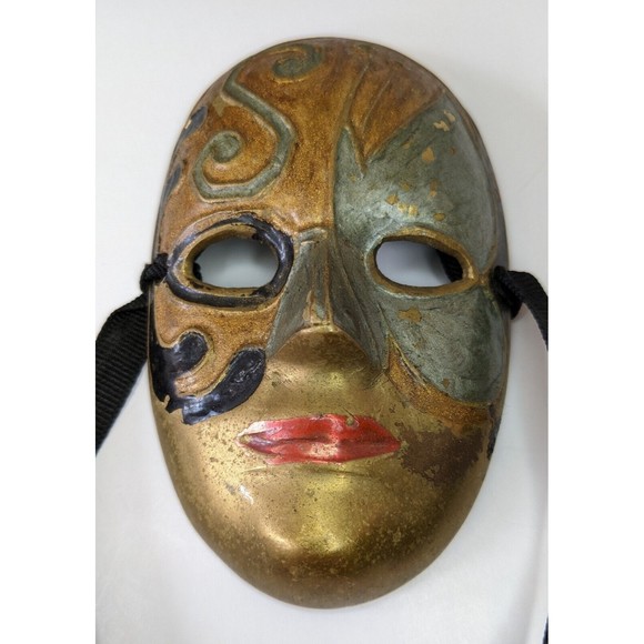 Solid brass mask, enamel paint. Halloween, Mardi Gras, terrorize house guests! - Picture 5 of 12